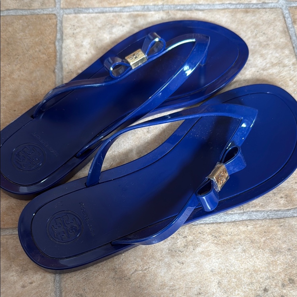 Tory Burch Blue Sandals with Metallic Bow
